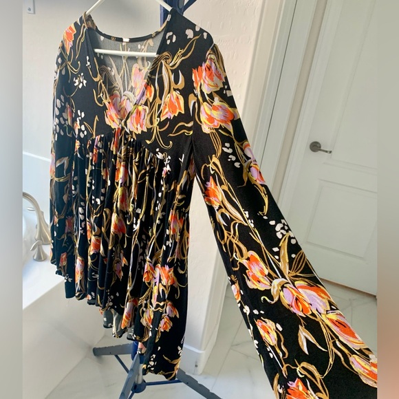 Free People Bella Floral Print Babydoll Waist Tunic Top - Picture 10 of 11